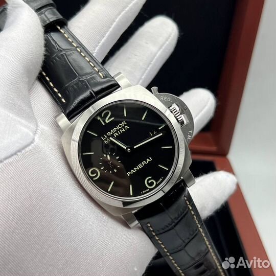 Часы Panerai Luminor Marina