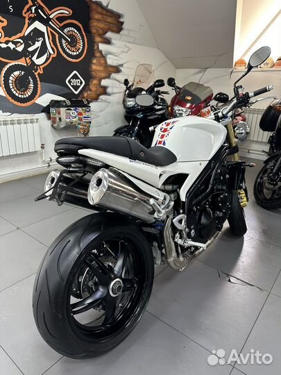 Triumph Speed Triple 1050 без пробега по РФ