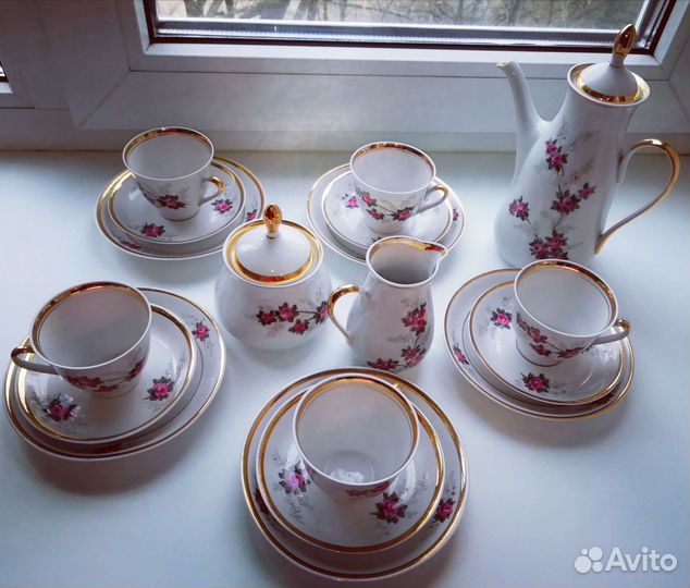 Кофейный сервиз из 18 предметов - фарфор 1 Сорт