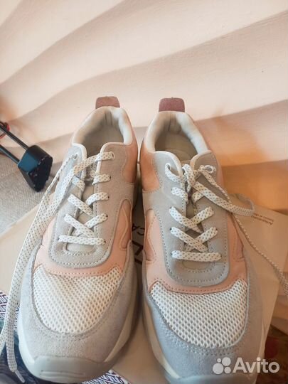 Кроссовки, р. 41