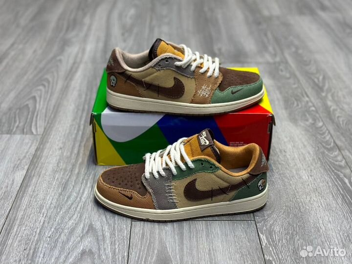 Кроссовки Nike SB Dunk Low