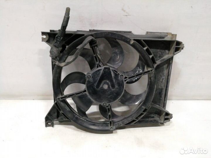 Вентилятор радиатора Kia Magentis F G4JP 2002