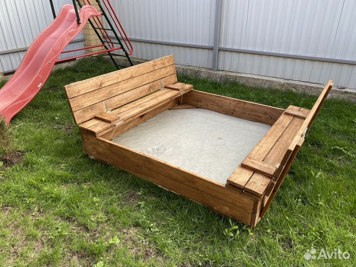 Детская песочница деревянная