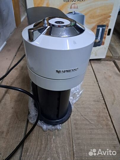 Кофемашина капсульного типа Nespresso Vertuo Next