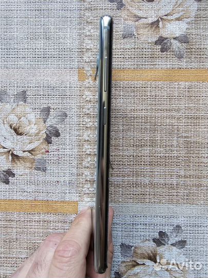 Samsung Galaxy S10+, 8/128 ГБ