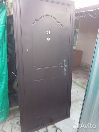 Дверь входная металлическая