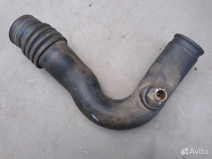 Патрубок воздушного фильтра Ford Scorpio 1994