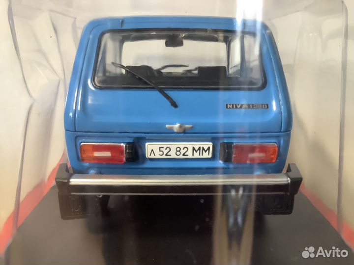 Модель автомобиля ваз-21211 Нива 1:24 Ашет