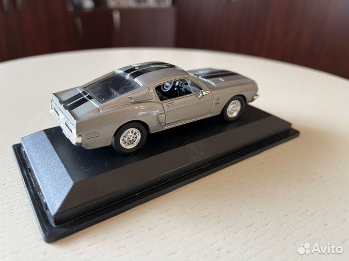 Модели автомобилей 1 43 Shelby GT 500-KR 1968