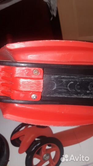 Самокат L-304 RED (2-5лет) б/у