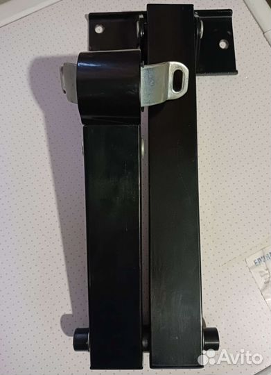 Кронштейн для телевизора всесторонний