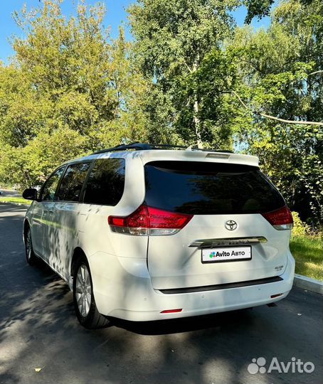 Toyota Sienna 3.5 AT, 2010, 201 354 км