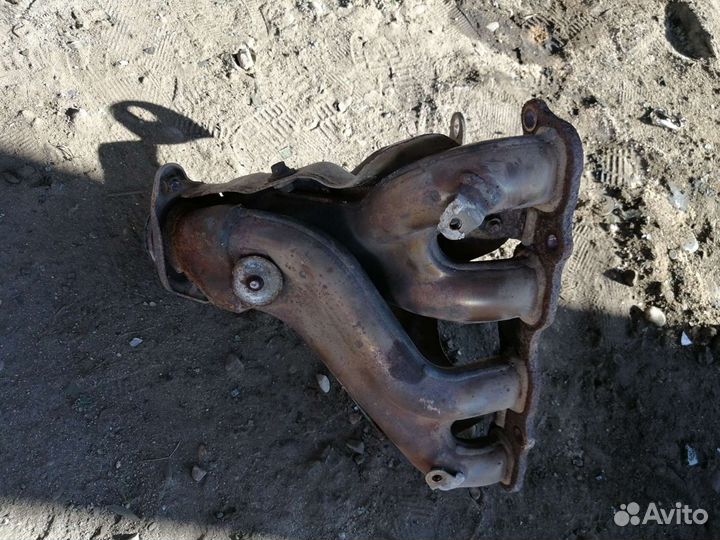 Выпускной коллектор mitsubishi Lanser X