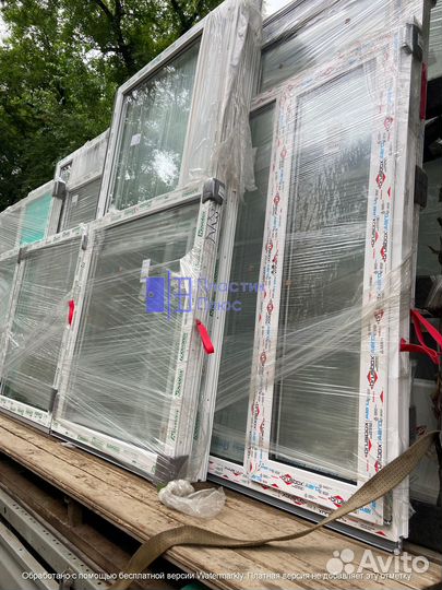 Пластиковые Двери не бу