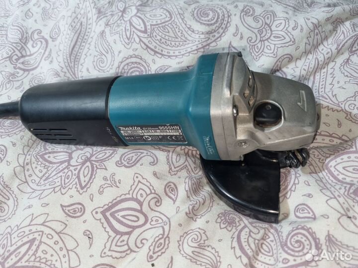 Болгарка (ушм) Makita 9555HN