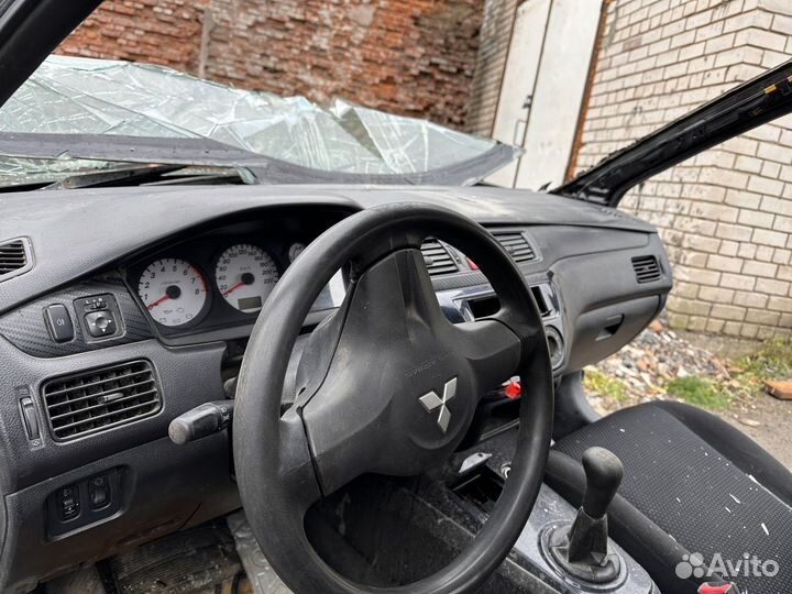 Безопасность в сборе Lancer 9 2003-2008