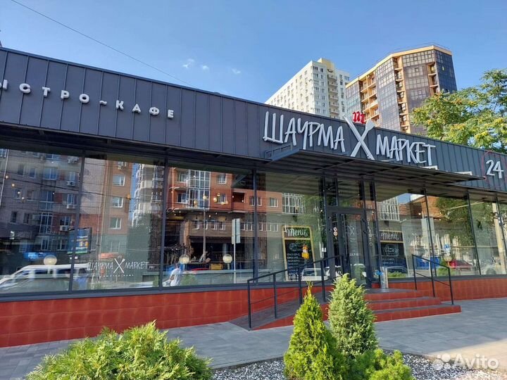 Повар шаурмист