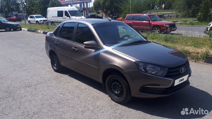 LADA Granta 1.6 МТ, 2019, 90 000 км