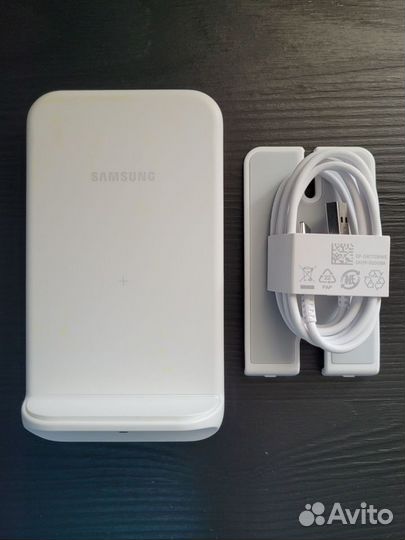 Беспроводное зарядное устройство Samsung EP-N3300