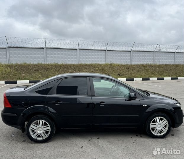 Ford Focus 1.6 AT, 2006, 269 000 км