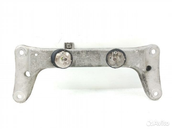 Кронштейн кпп Bmw 3-Series E90 2.5