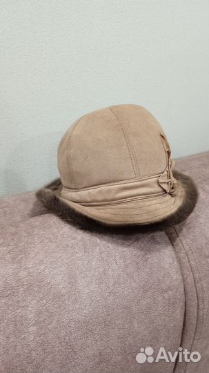 Шляпа женскаянатуральная