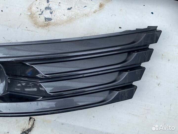 Toyota Corolla E180 окантовка птф