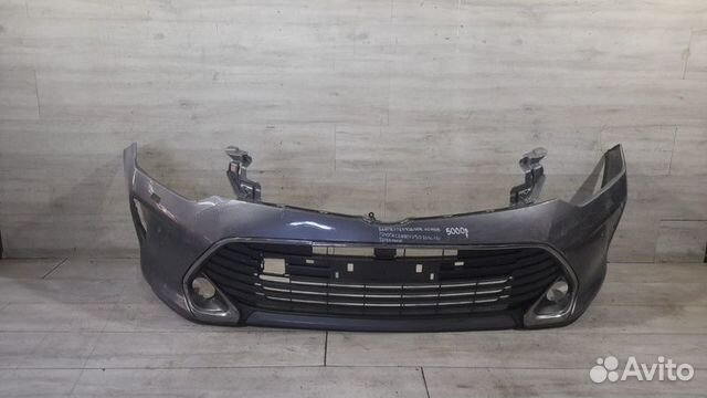 Бампер передний под парктроники и омыватели Toyota