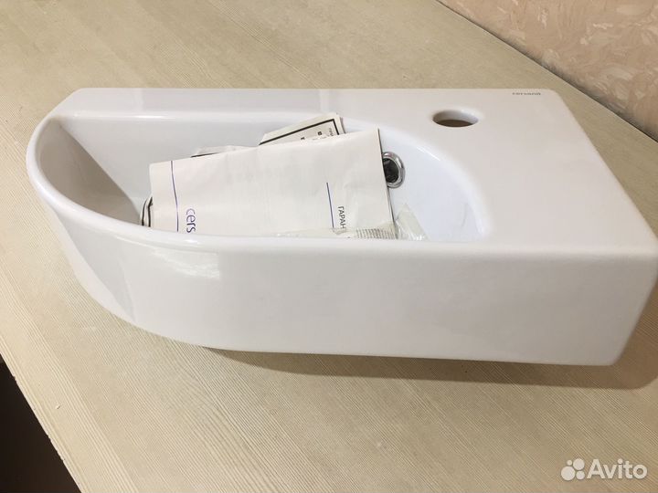 Умывальник Cameo 45 угловая