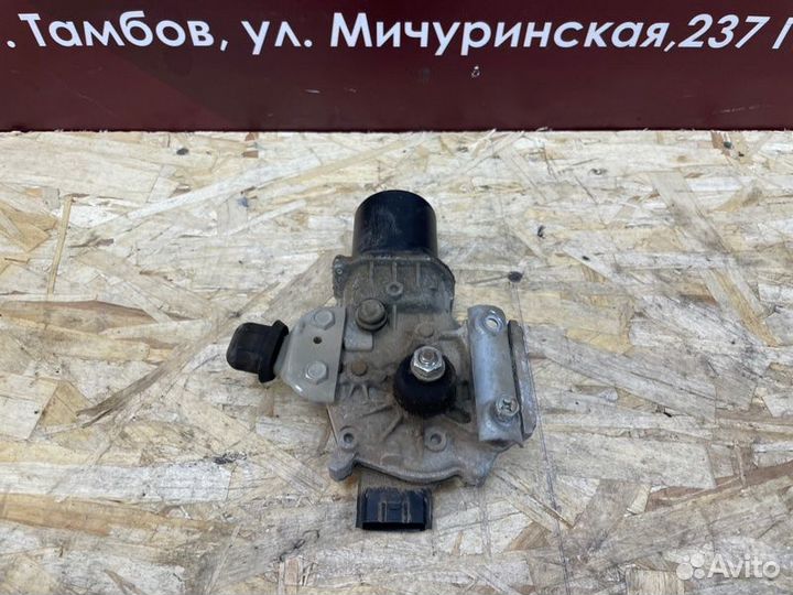 Мотор стеклоочистителя передний LADA X-Ray