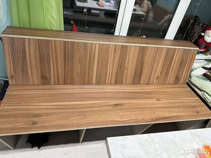 Кухонный диванчик прямой