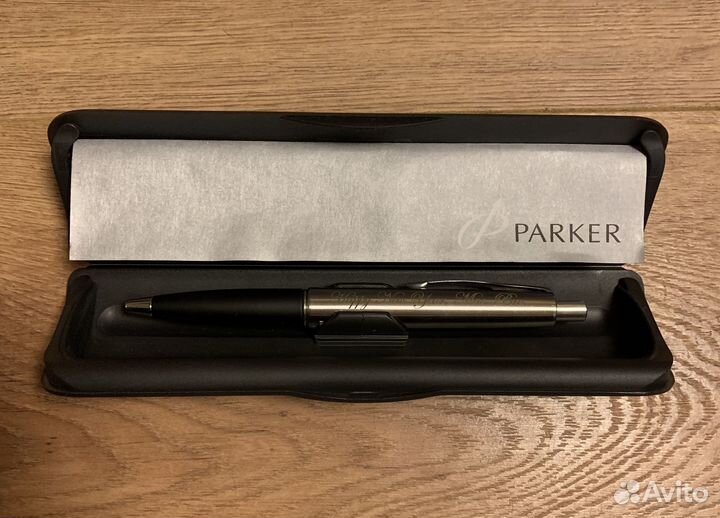 Шариковая ручка parker