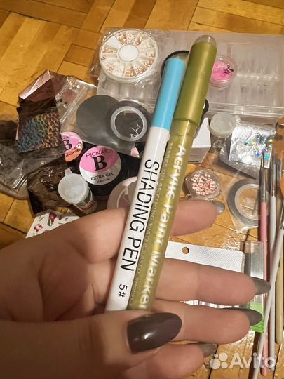 Материалы для маникюра