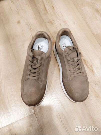 Кроссовки натур замша 39