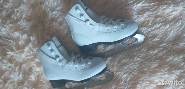 Коньки фигурные