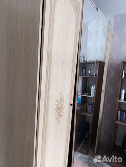 Шкаф для одежды бу