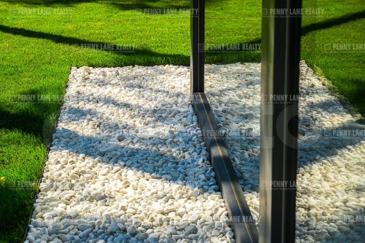 Коттедж 233 м² на участке 15,3 сот.