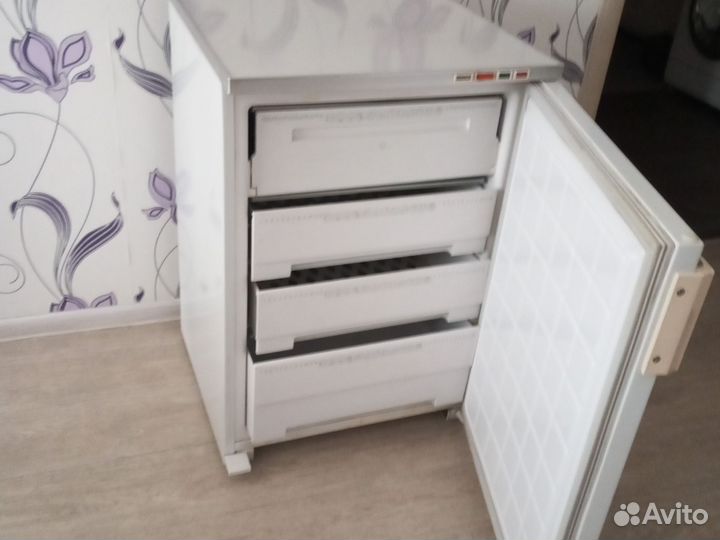 Морозильник бу Бирюса 14