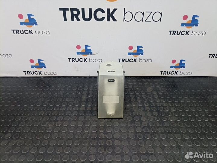 81252016251 Плафон салонный Man TGA