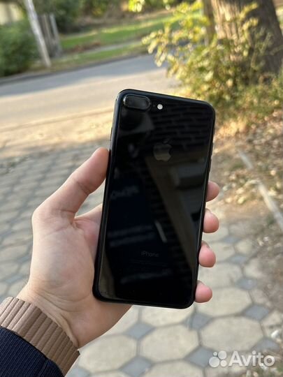iPhone 7Plus 128gb JetBlack