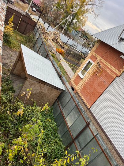 Помещение 194 м², участок 700 м²