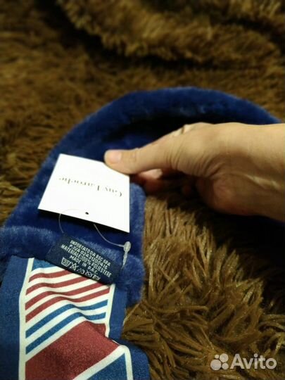 Оригинальный шарф Guy Laroche