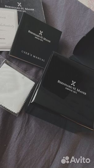 Часы наручные женские