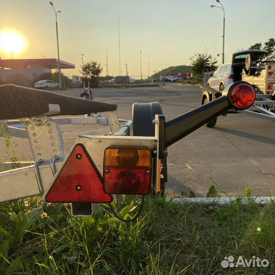 Фонарь задний правый в сборе мзса 81771G.011