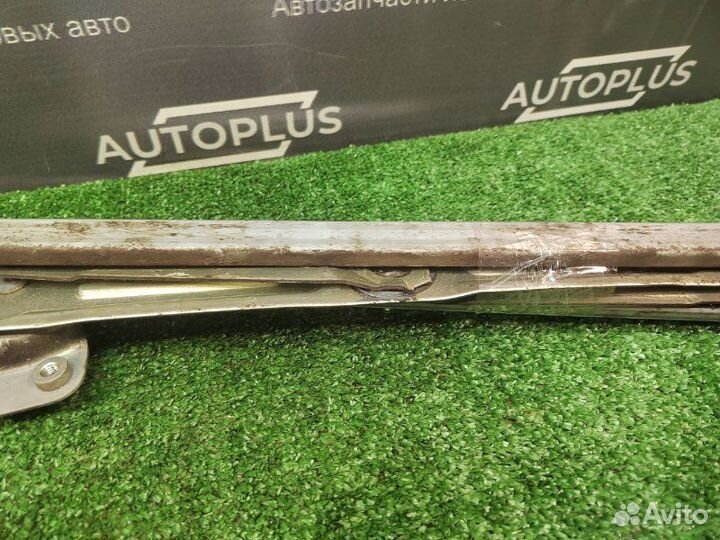 Электростеклоподъемник передний правый Mitsubishi