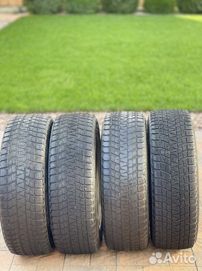 Bridgestone Blizzak DM-V1 225/65 R17