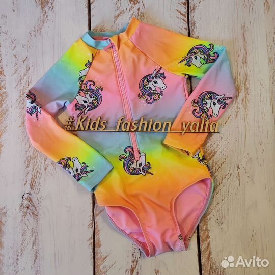 Купальник 4 г. и 8 л