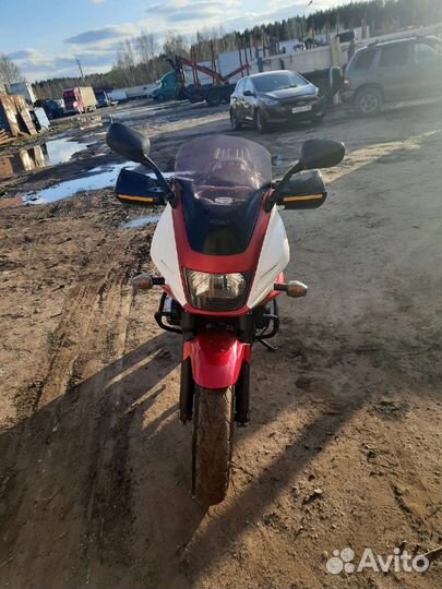 Honda cb 400 vtec 3 boldor