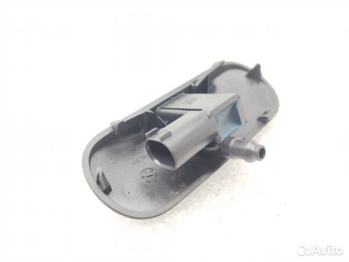 Форсунка стеклоомывателя передняя левая Audi A4 B8