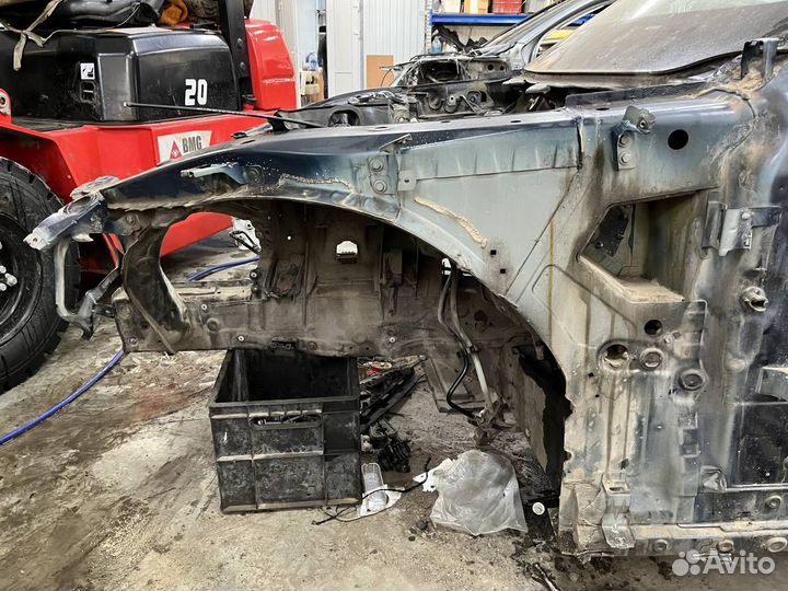 Лонжерон передний левый BMW 7-Series